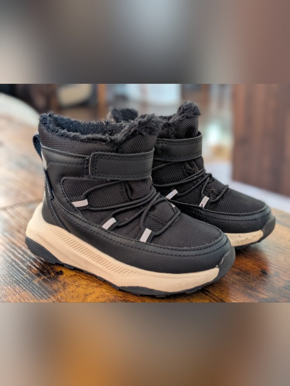 H&M Kids Black Winter Boots with Faux Fur Lining Size 7